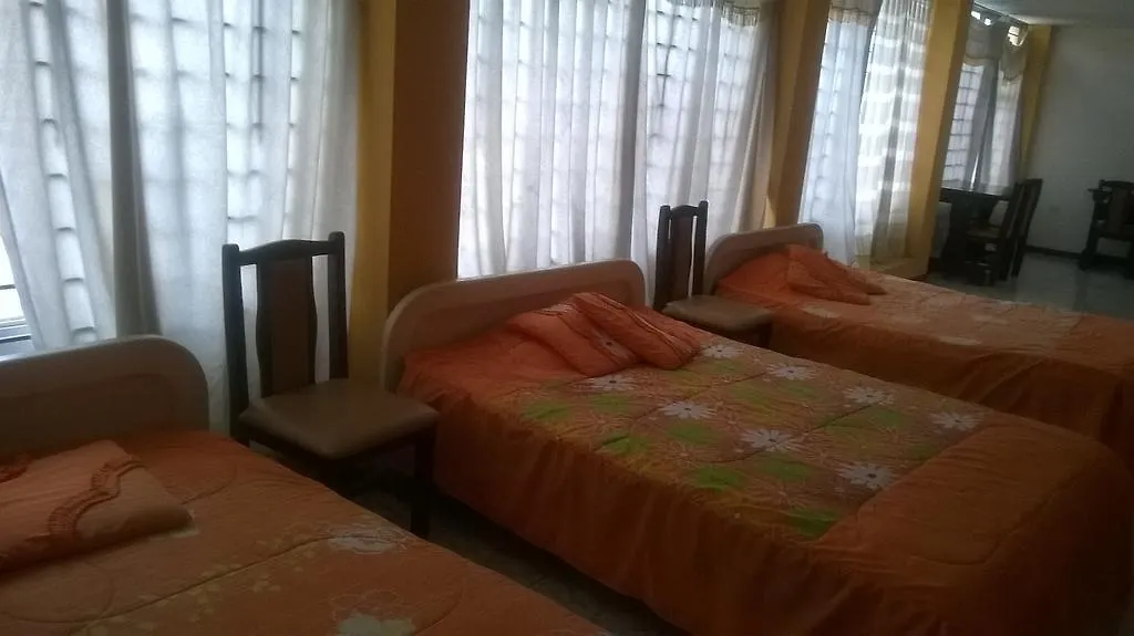 Gæstehus Hotel Bacastell Quito